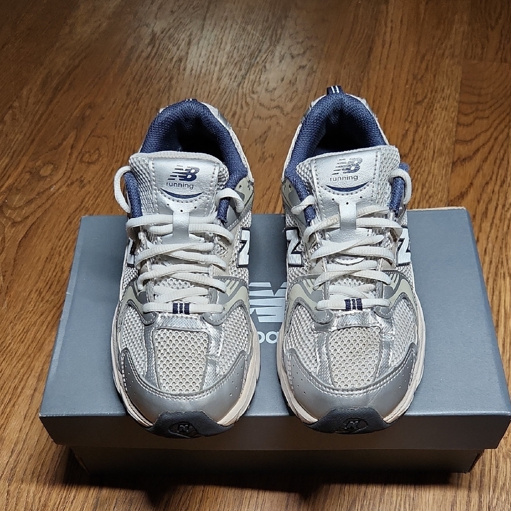 New Balance Kids' Silver and Blue Sneakers - Picture 3 of 10
